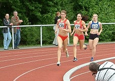 Die drei besten Juniorinnen waren auch die drei besten 800m-Läuferinnen. Christine Schulz (2:20), Natascha Rother (2:21) und Maren Freisen (2:22)