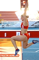 Fast 6 Meter (5,97) und Platz 5 für Jennifer Oeser