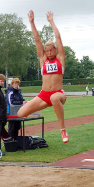 Jennifer Oeser gewann den Weitsprung mit 5,86m